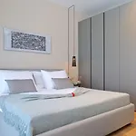 Deluxe With Heated Pool