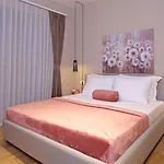 Deluxe With Heated Pool וילה ברטוניגלה