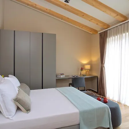Deluxe With Heated Pool 빌라