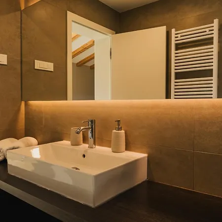 Deluxe With Heated Pool